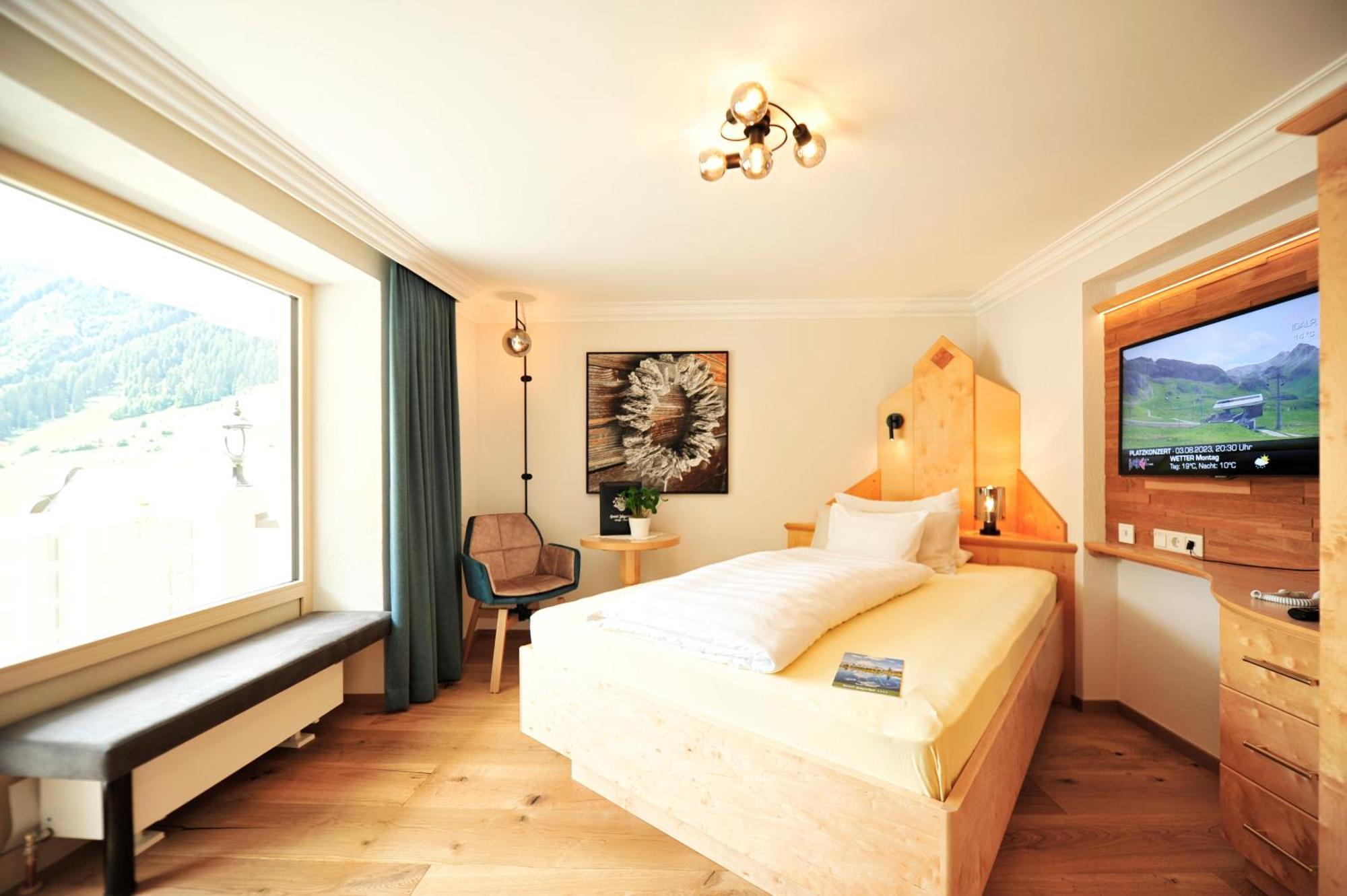 Hotel Jaegerhof Ischgl Exterior photo