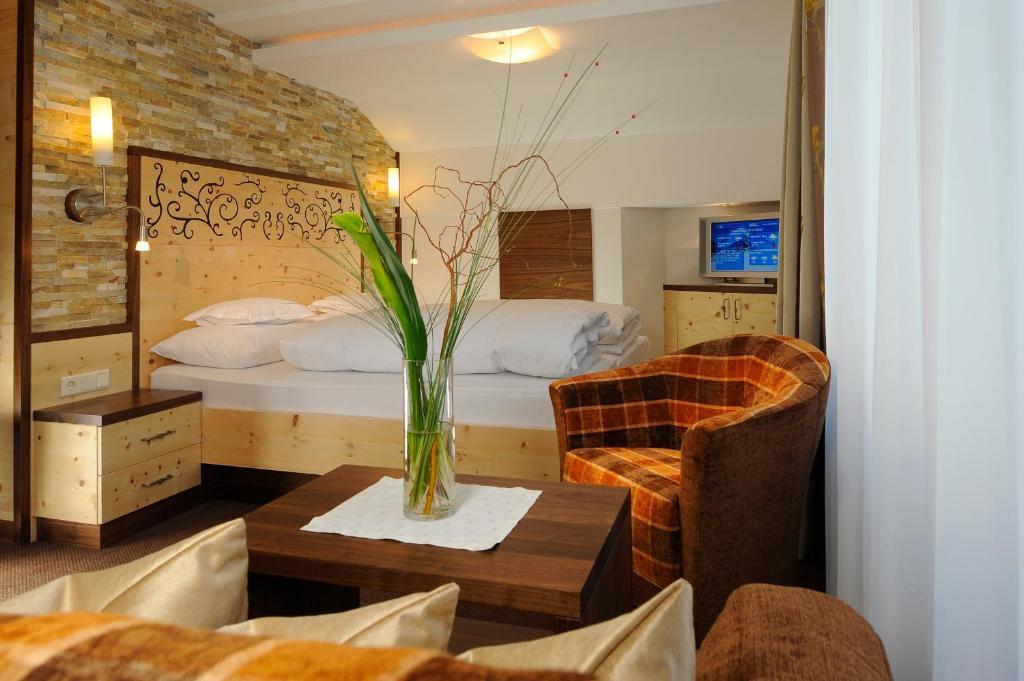 Hotel Jaegerhof Ischgl Room photo